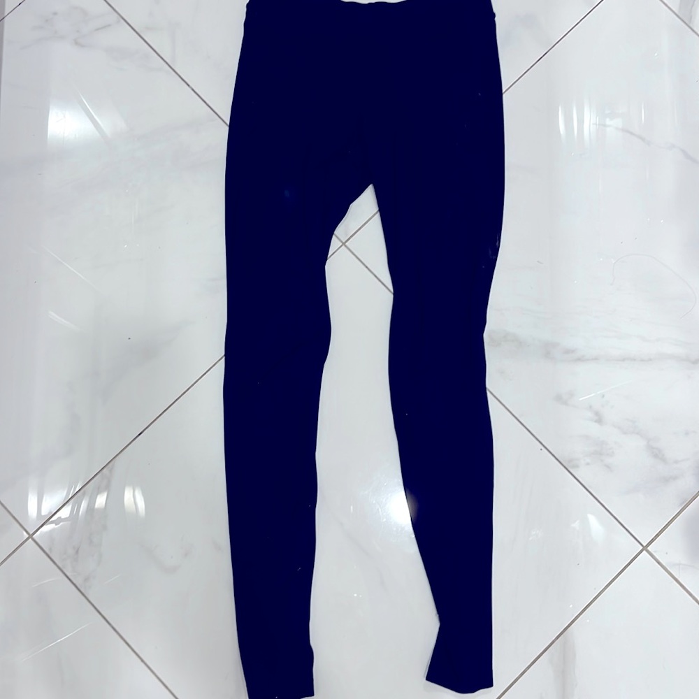 Vince leggings size medium